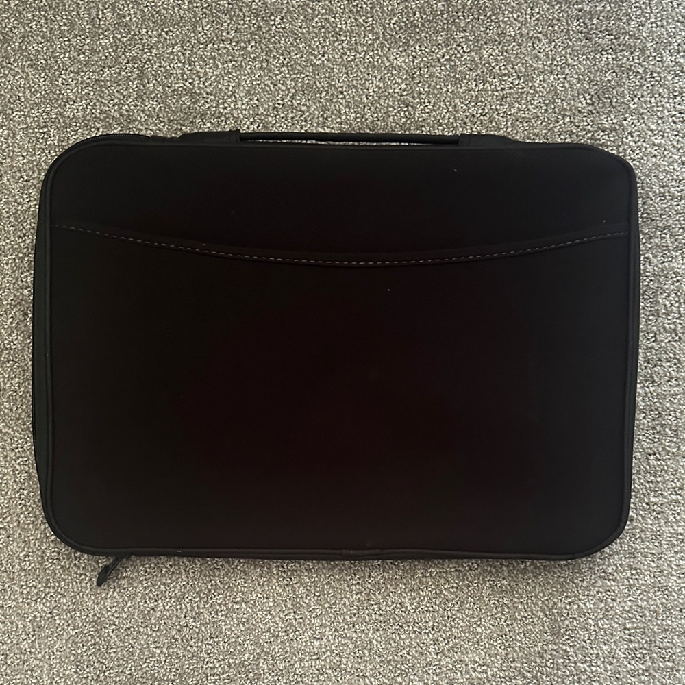 Black Zippered Laptop Sleeve Case